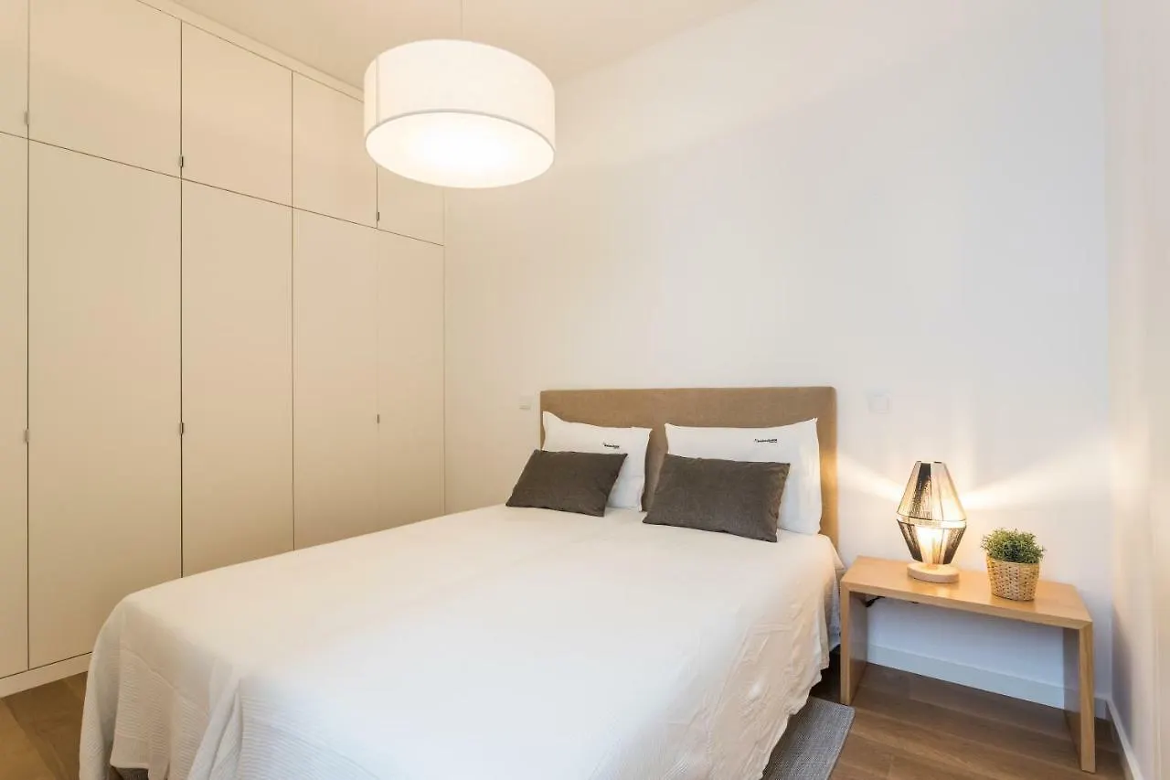 Flh Restauradores Charming Apartment Lisbona